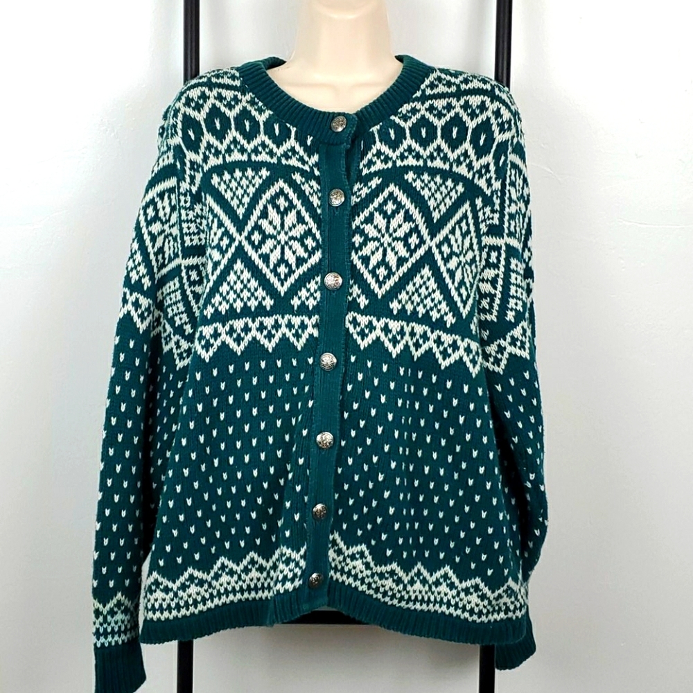 Vintage Woolrich women size L sweater cardigan buttons down knit long sleeve